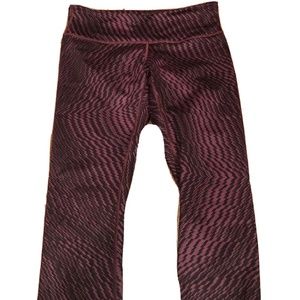 LULULEMON Athletica Wunder Under Maroon Crop High-Rise Leggings Zig Zag, Size 8